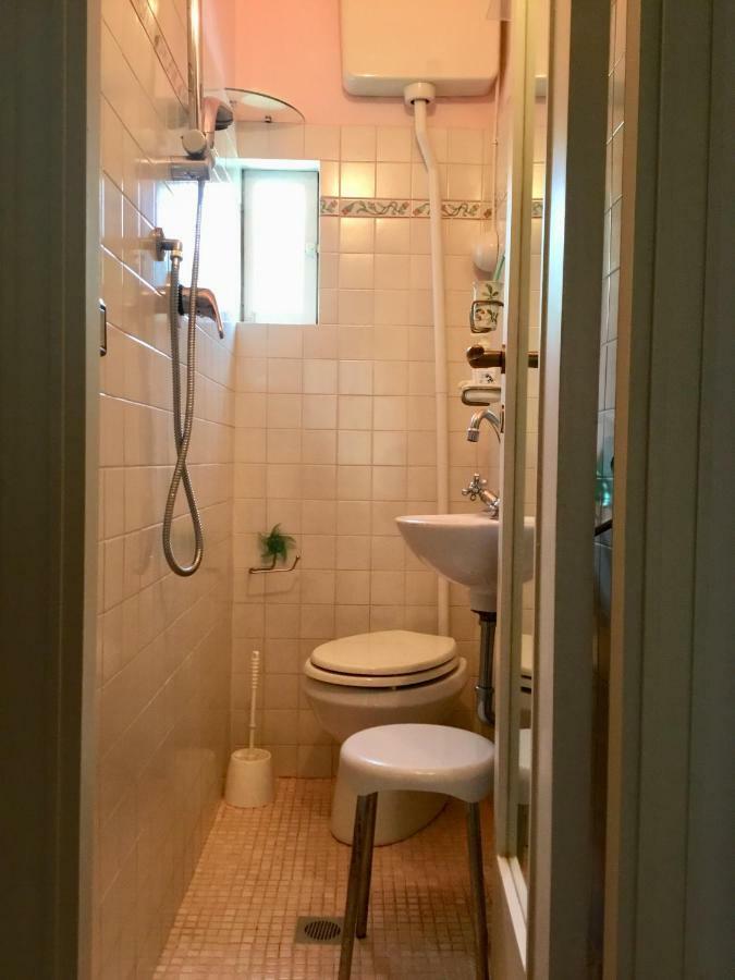 Ai Pastelli Apartment Zoagli Bagian luar foto